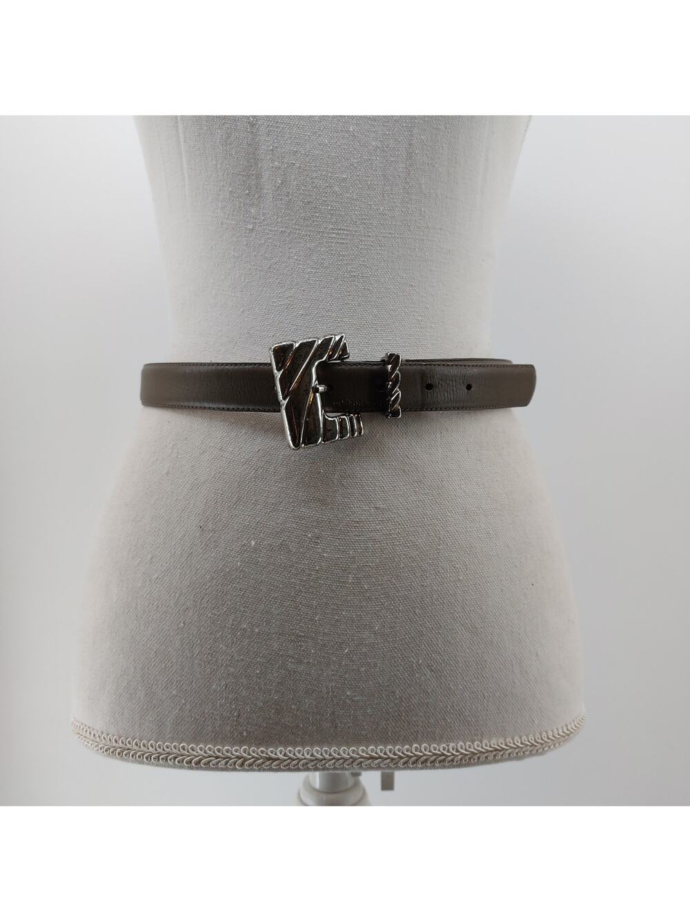 Liz Claiborne Womens Medium Brown Belt Full Grain Semi Aniline Vintage